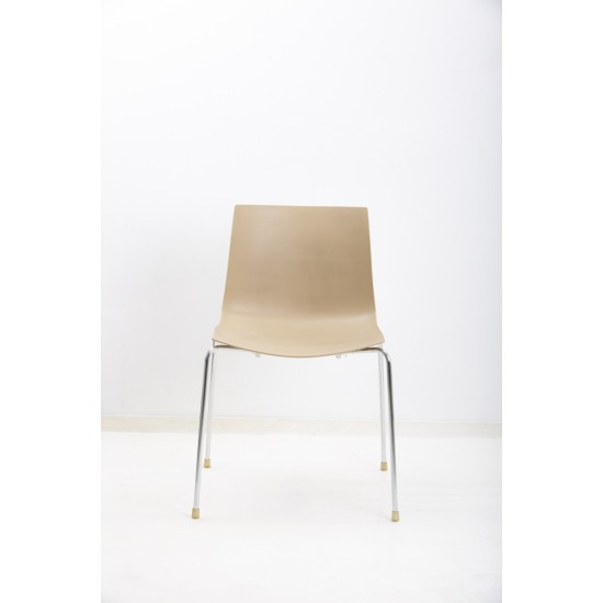 tweedehands gebruikt refurbished Kantinestoelen Arper Catifa 46 4-Poot Stoel Mokka tweedehands - gebruikt - refurbished Arper Catifa 46 4-Poot Stoel Mokka Kantinestoelen