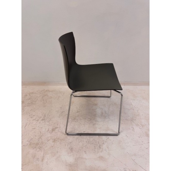 tweedehands gebruikt refurbished Chairs 4 legs Arper Catifa 46 4 Leg chair tweedehands - gebruikt - refurbished Arper Catifa 46 4 Leg chair Chairs 4 legs