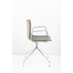 Arper Catifa 46 draaistoel antraciet leder