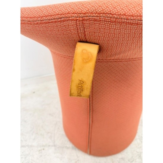 tweedehands - gebruikt - refurbished Artifort Lila 2.0 Stools/Ottomans in various colors Poufs