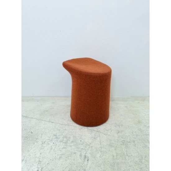 tweedehands - gebruikt - refurbished Artifort Lila 2.0 Stools/Ottomans in various colors Poufs