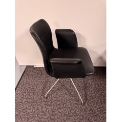Bent Hansen primum Chair black leather polished showroom model used