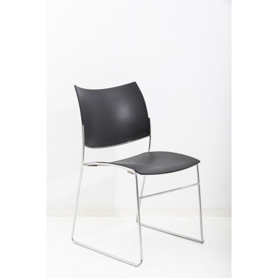 tweedehands - gebruikt - refurbished Casala Curvy Sled Chair Canteen chairs