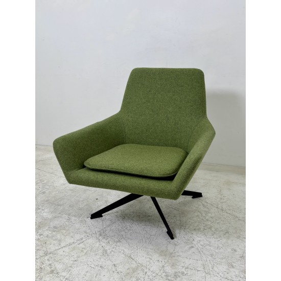 tweedehands - gebruikt - refurbished Casala Palau Floyd 950 armchair in various colors Armchair