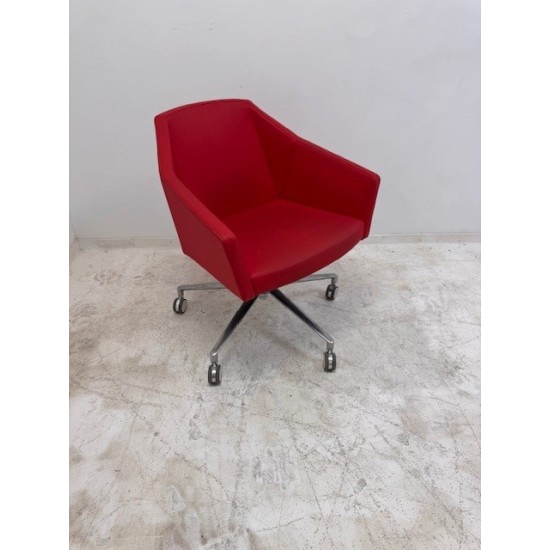 tweedehands - gebruikt - refurbished Casala Parker VI 2731 /10 conference chair red fabric on casters Armchair
