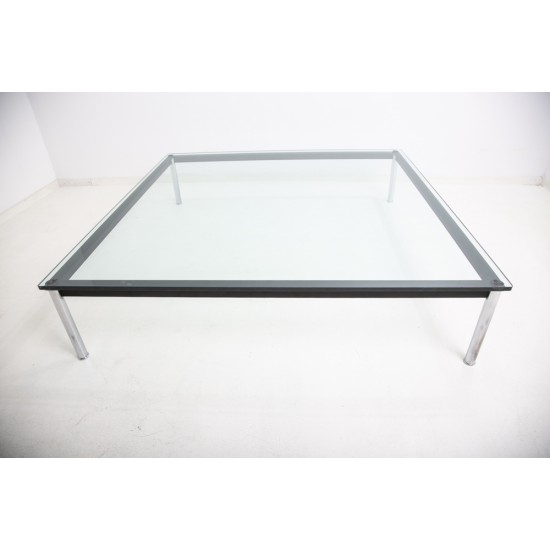 tweedehands - gebruikt - refurbished Cassina Le Corbusier LC-10 salontafel 140x140cm Bijzettafel