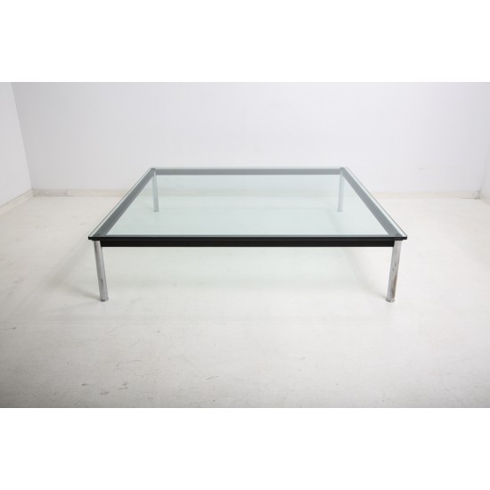 tweedehands - gebruikt - refurbished Cassina Le Corbusier LC-10 salontafel 140x140cm Bijzettafel