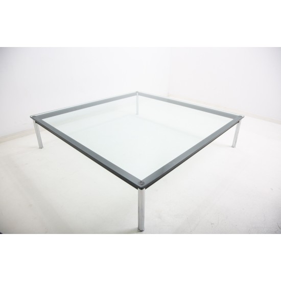 tweedehands - gebruikt - refurbished Cassina Le Corbusier LC-10 salontafel 140x140cm Bijzettafel