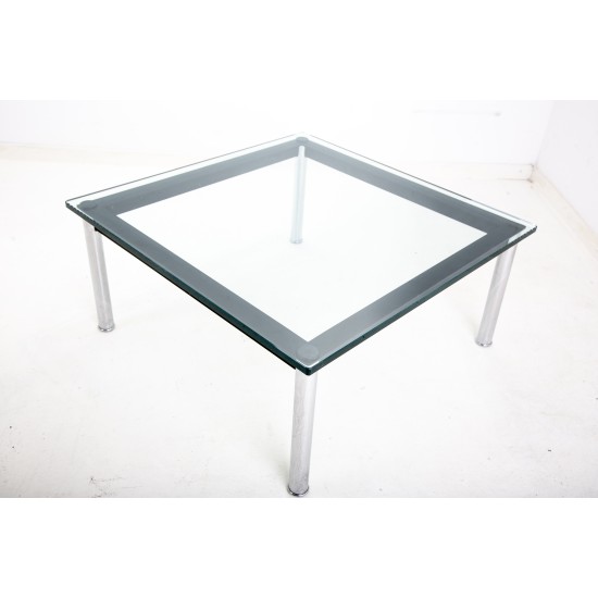 tweedehands - gebruikt - refurbished Cassina Le Corbusier LC-10 Salontafel 70x70cm Bijzettafel