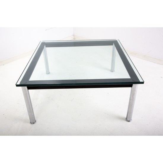 tweedehands - gebruikt - refurbished Cassina Le Corbusier LC-10 Salontafel 70x70cm Bijzettafel