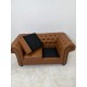 tweedehands gebruikt refurbished Bank Chesterfield set 2-zits bank en fauteuil cognac kunstleer design tweedehands - gebruikt - refurbished Chesterfield set 2-zits bank en fauteuil cognac kunstleer design Bank