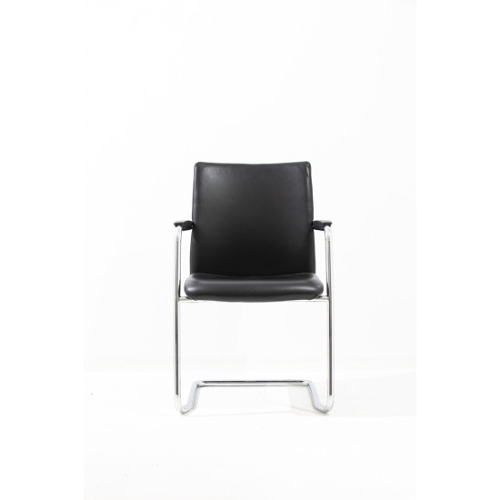 tweedehands - gebruikt - refurbished Haworth Comforto 5588S Sledestoel Zwart Leer Stapelbare stoelen
