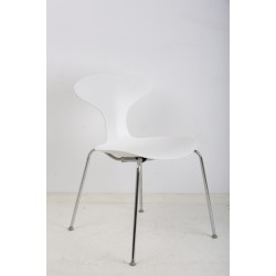 Danerka Orbit 4-Leg Chair