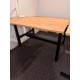 tweedehands gebruikt refurbished showroom desks Dencon Sega electric sit-stand desk oak desk black frame showroom model tweedehands - gebruikt - refurbished Dencon Sega electric sit-stand desk oak desk black frame showroom model showroom desks