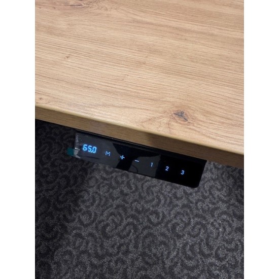 tweedehands gebruikt refurbished showroom desks Dencon Sega electric sit-stand desk oak desk black frame showroom model tweedehands - gebruikt - refurbished Dencon Sega electric sit-stand desk oak desk black frame showroom model showroom desks