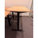 tweedehands gebruikt refurbished Benches Dencon Sega electric single sit-stand desk 180x80 oak top black frame showroom model tweedehands - gebruikt - refurbished Dencon Sega electric single sit-stand desk 180x80 oak top black frame showroom model Benches