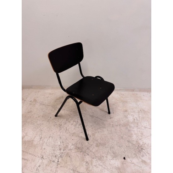 tweedehands gebruikt refurbished Kantinestoelen Eromes Marko 401 schoolstoel zwart stapelbaar tweedehands - gebruikt - refurbished Eromes Marko 401 schoolstoel zwart stapelbaar Kantinestoelen
