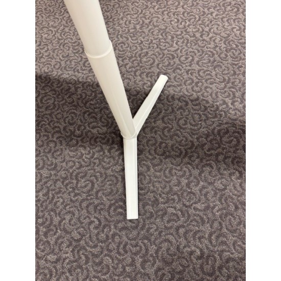 tweedehands gebruikt refurbished Electrically adjustable desks Fumac Switch sit-stand desk in white oak, 180x90, showroom model tweedehands - gebruikt - refurbished Fumac Switch sit-stand desk in white oak, 180x90, showroom model Electrically adjustable desks