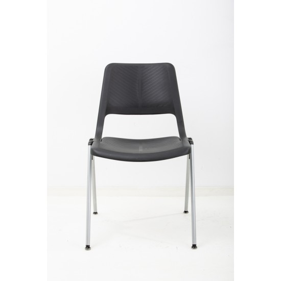 gebruikte Giroflex 15 4-Leg Chair tweedehands Canteen chairs