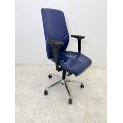 Giroflex 64-9278 manager bureaustoel donkerblauw leer 4D NPR armleuningen