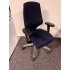 Giroflex 64 3578 Quilt donkerblauw gepolijst 4D NPR armleuningen met lendesteun showroommodel 