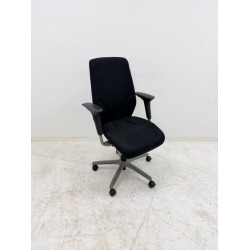 Giroflex 64 manager office chair black fabric 3D armrests
