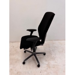  Giroflex 64 Manager office chair refurbished anthracite frame black fabric 3D armrests