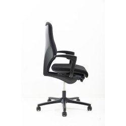 Giroflex 64 Office Chair Refurbished 2D Armrests