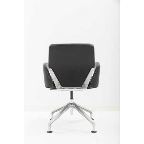 tweedehands - gebruikt - refurbished Giroflex 656 Vergaderstoel Leer Draaibare stoelen