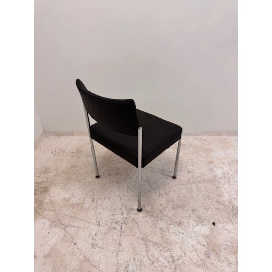 tweedehands - gebruikt - refurbished Giroflex 7123 vintage 4poot stoel zwart kunstleer 4-poot stoelen