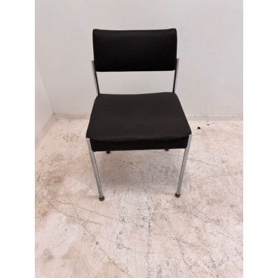 tweedehands - gebruikt - refurbished Giroflex 7123 vintage 4poot stoel zwart kunstleer 4-poot stoelen