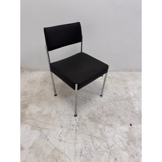 tweedehands - gebruikt - refurbished Giroflex 7123 vintage 4poot stoel zwart kunstleer 4-poot stoelen