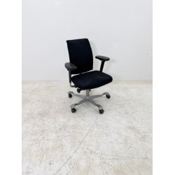HAG H05 5300 office chair black aluminum base 4D NPR armrests