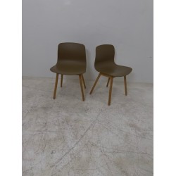 Hay AAC12 About a Chair stoel grijs,taupe, wit en bordeaux houten poten