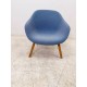 tweedehands - gebruikt - refurbished Hay AAL83 Armchair, Blue Fabric, Oak Base Bucket seat chairs