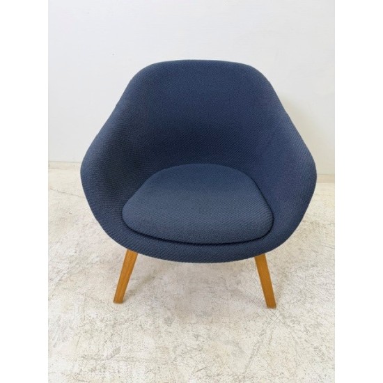 tweedehands - gebruikt - refurbished HAY AAL83 design fauteuil in 3 unieke kleuren goede staat! Kuipstoelen