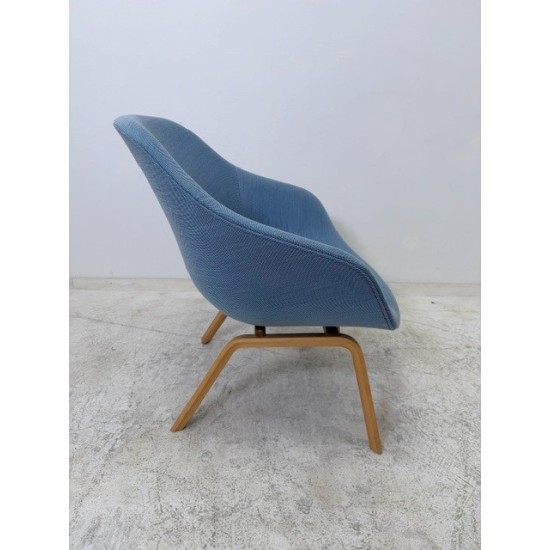 tweedehands - gebruikt - refurbished HAY AAL83 design fauteuil in 3 unieke kleuren goede staat! Kuipstoelen