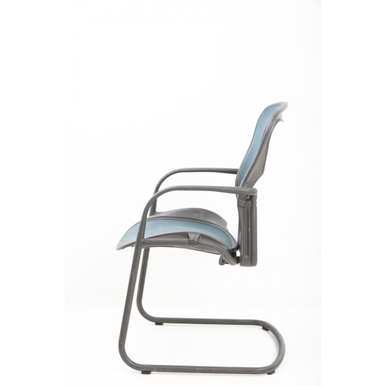 tweedehands gebruikt refurbished Meeting chairs Herman Miller Aeron Cantilever tweedehands - gebruikt - refurbished Herman Miller Aeron Cantilever Meeting chairs