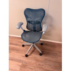 Herman Miller Mirra2 triflex white turquoise office chair full options showroom model