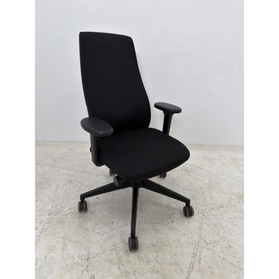 tweedehands gebruikt refurbished Thuiswerk bureaustoel Interstuhl Aim 1S08A bureaustoel hoge rug zwart stof tweedehands - gebruikt - refurbished Interstuhl Aim 1S08A bureaustoel hoge rug zwart stof Thuiswerk bureaustoel