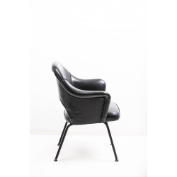 Knoll Studio Saarinen Conference Chair