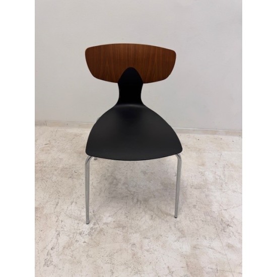 tweedehands gebruikt refurbished Kantinestoelen Labofa Shark 4-poot stapelbare stoel en kruk tweedehands - gebruikt - refurbished Labofa Shark 4-poot stapelbare stoel en kruk Kantinestoelen