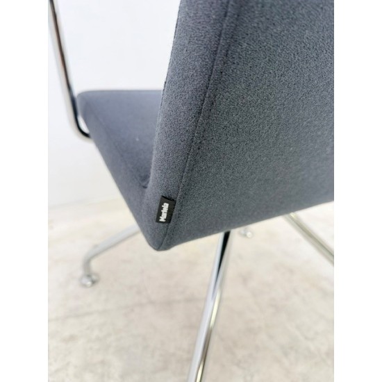tweedehands - gebruikt - refurbished Martela Form conferentiestoel donkergrijs Vergaderstoelen