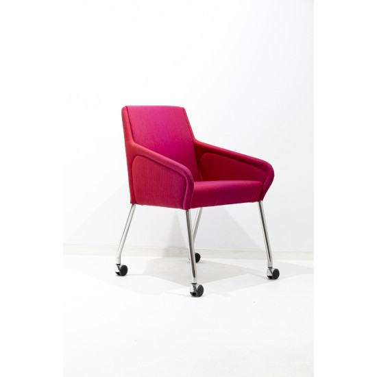 tweedehands - gebruikt - refurbished Mitab Tweed vergaderstoel 4poot Fauteuils