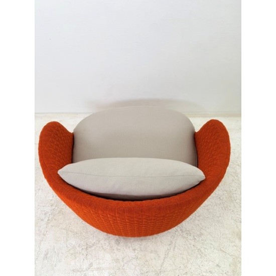 tweedehands - gebruikt - refurbished Moooi Bart swivel design fauteuil rood Fauteuils