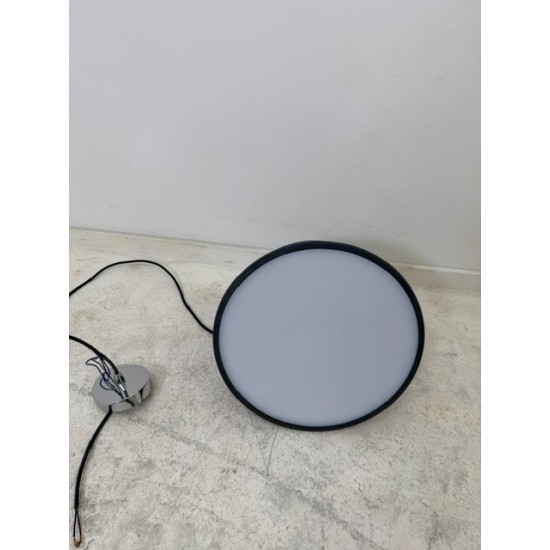 tweedehands - gebruikt - refurbished Muuto diverse design kleurrijke hanglampen - in zeer goede staat Design verlichting