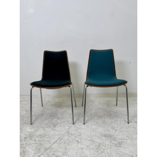 tweedehands - gebruikt - refurbished Upholstered chair with wooden shell - stackable, various colors Chairs 4 legs