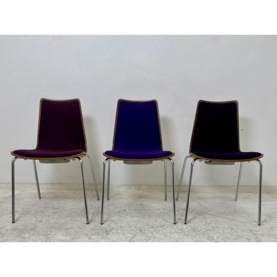 tweedehands - gebruikt - refurbished Upholstered chair with wooden shell - stackable, various colors Chairs 4 legs