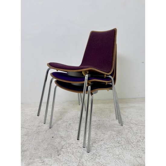 tweedehands - gebruikt - refurbished Upholstered chair with wooden shell - stackable, various colors Chairs 4 legs