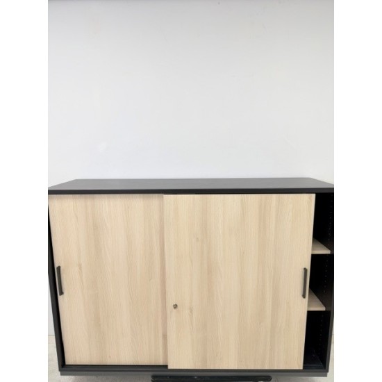 tweedehands - gebruikt - refurbished Palmberg Prisma 2 sliding door cabinet, 120 cm, anthracite, in good condition Sliding door cabinet